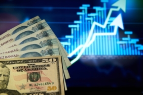 Dolar/TL Haftaya Tarihi Zirvede Başlayarak 49,1630 Seviyesine Yükseldi