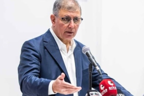 Saygı Öztürk Cemil Tugay ile Geçmişteki Parti Değiştirme İddiaları Konuşmasını Hatırlattı
