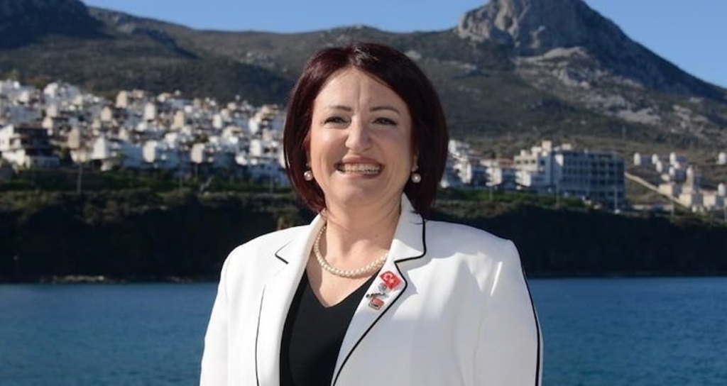 Karaburun Belediye Başkanı İlkay Girgin Erdoğan YENİ Parti'den Ayrıldığını Açıkladı